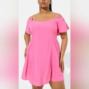 Torrid M/L Pink Mini Challis Cold Shoulder Trapeze Dress New